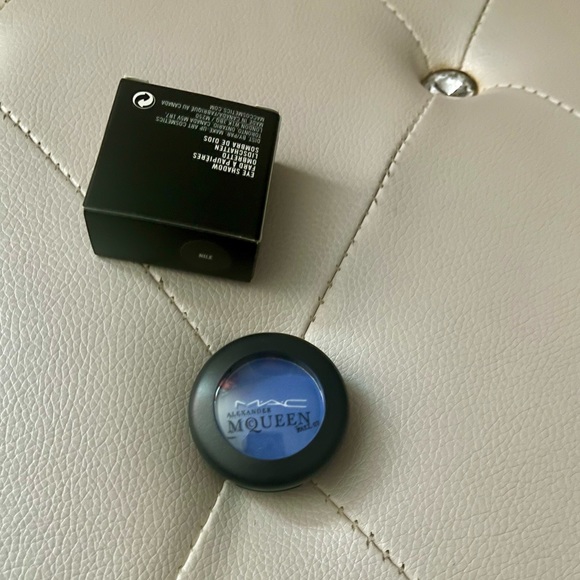 RARE M·A·C Alexander McQueen Nile Blue Eyeshadow Limited Edition Full Size - Picture 3 of 9